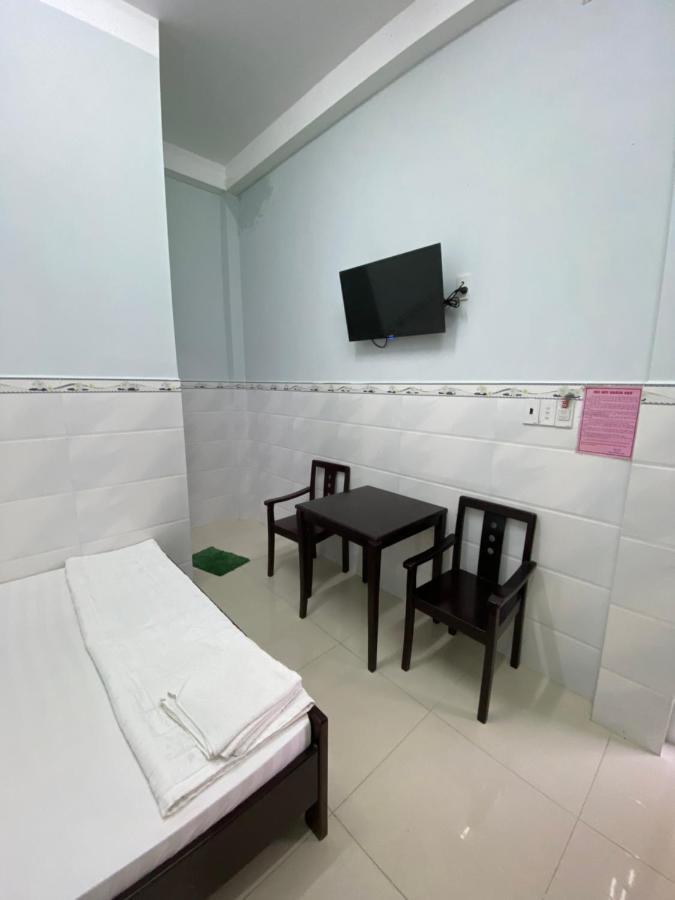 Phuoc Hung 1 Hotel Віньлонґ Екстер'єр фото
