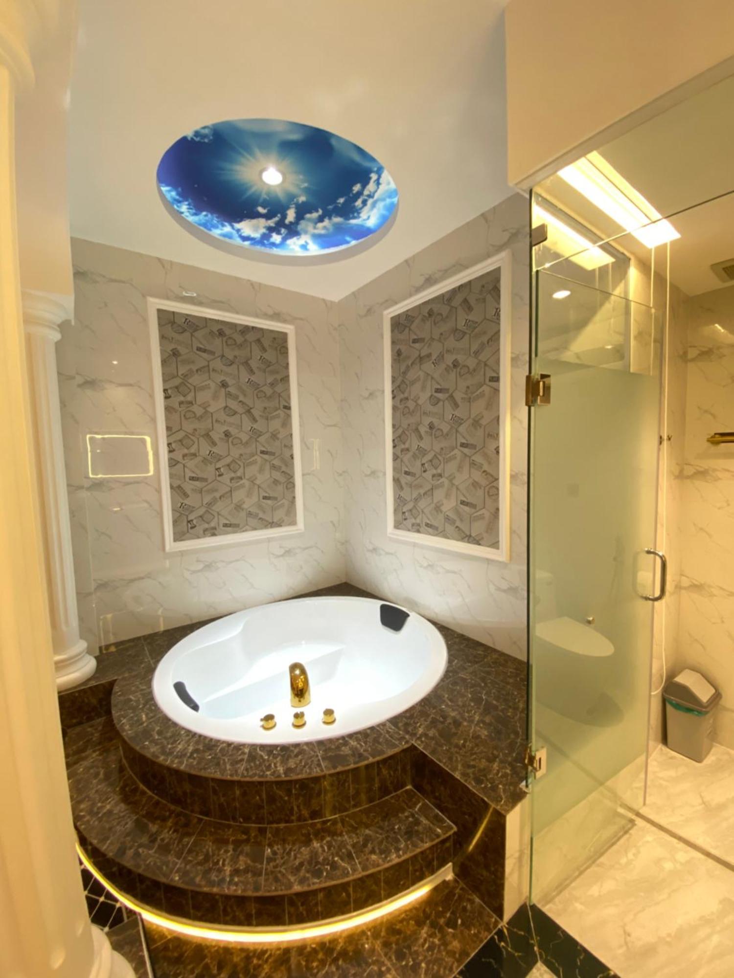 Phuoc Hung 1 Hotel Віньлонґ Екстер'єр фото