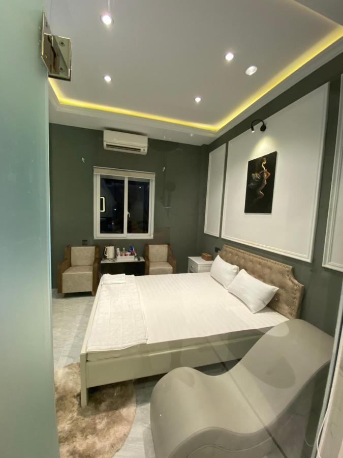 Phuoc Hung 1 Hotel Віньлонґ Екстер'єр фото